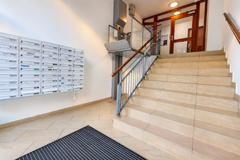 Prodej bytu 2+kk v osobním vlastnictví 38 m², Praha 5 - Zličín