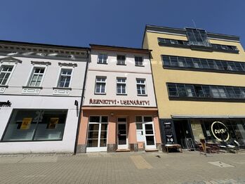 pohled na dům - Pronájem bytu 3+kk v osobním vlastnictví 83 m², Šumperk 