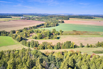 Prodej pozemku 31440 m², Račice nad Trotinou
