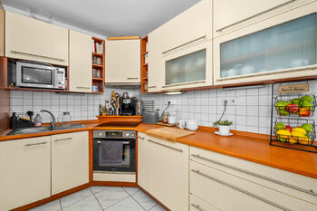 kuchyňská linka - Prodej domu 137 m², Lišov