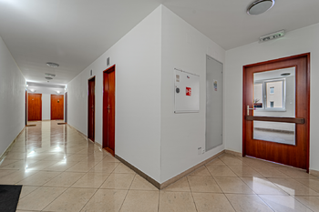 Prodej bytu 1+kk v osobním vlastnictví 35 m², Praha 10 - Záběhlice