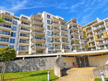 dům - Pronájem bytu 3+kk v osobním vlastnictví 107 m², České Budějovice