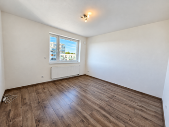dětský pokoj - Pronájem bytu 3+kk v osobním vlastnictví 107 m², České Budějovice