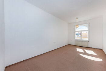 Prodej bytu 3+kk v osobním vlastnictví 75 m², Praha 3 - Vinohrady