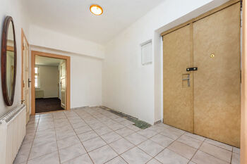 Prodej bytu 3+kk v osobním vlastnictví 75 m², Praha 3 - Vinohrady