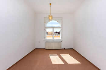 Prodej bytu 3+kk v osobním vlastnictví 75 m², Praha 3 - Vinohrady