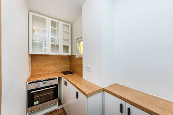 Prodej bytu 3+kk v osobním vlastnictví 75 m², Praha 3 - Vinohrady