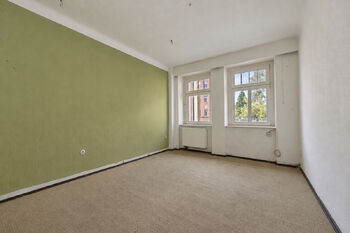 Prodej nájemního (činžovního) domu 800 m², Zittau