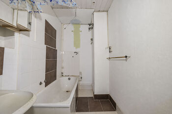 Prodej nájemního (činžovního) domu 800 m², Zittau