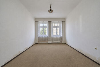 Prodej nájemního (činžovního) domu 800 m², Zittau