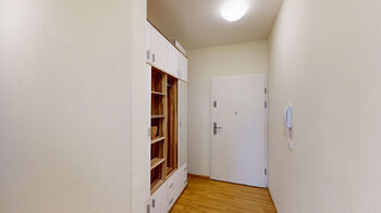 předsíň, chodba bytu - Prodej bytu 3+kk v osobním vlastnictví 68 m², Praha 4 - Modřany
