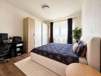 Prodej bytu 3+kk v osobním vlastnictví 82 m², Ostroměř