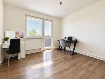 Prodej bytu 3+kk v osobním vlastnictví 82 m², Ostroměř