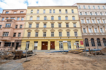 Prodej bytu 2+kk v osobním vlastnictví 73 m², Praha 7 - Holešovice