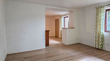 Obývací pokoj - Prodej domu 58 m², Medlovice