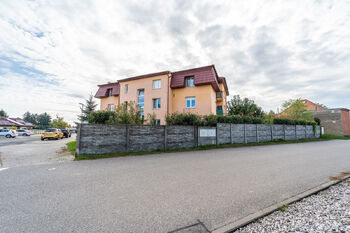 Prodej bytu 2+kk v osobním vlastnictví 51 m², Jirny