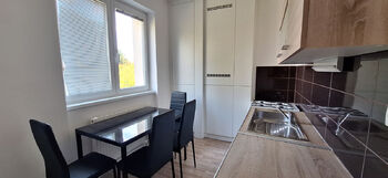Kuchyně - Prodej bytu 2+1 v osobním vlastnictví 58 m², Rousínov
