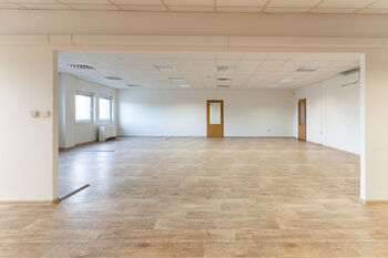 Pronájem kancelářských prostor 338 m², Příbram