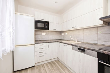 Prodej bytu 3+1 v osobním vlastnictví 68 m², Praha 6 - Vokovice