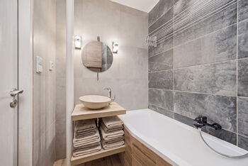 Prodej bytu 3+1 v osobním vlastnictví 68 m², Praha 6 - Vokovice