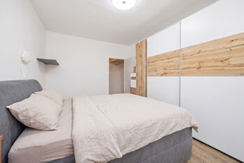 Prodej bytu 3+1 v osobním vlastnictví 68 m², Praha 6 - Vokovice