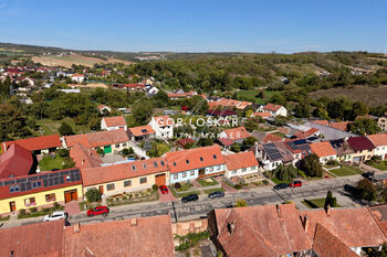 Prodej domu 180 m², Velatice
