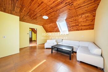 Prodej domu 180 m², Velatice
