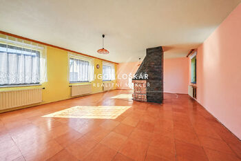 Prodej domu 180 m², Velatice