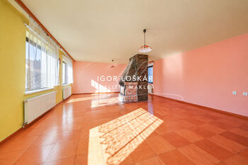Prodej domu 180 m², Velatice