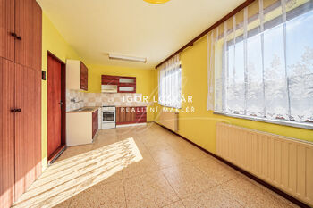 Prodej domu 180 m², Velatice