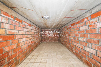 Prodej domu 180 m², Velatice