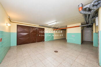 Prodej domu 180 m², Velatice