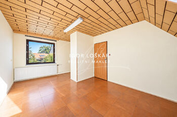 Prodej domu 180 m², Velatice