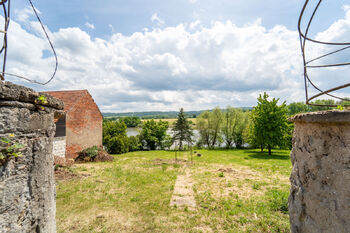 Prodej pozemku 2517 m², Liteň