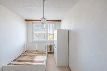 Prodej bytu 3+1 v osobním vlastnictví 77 m², Praha 10 - Petrovice