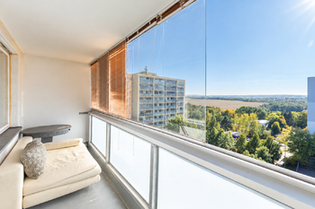 Prodej bytu 3+1 v osobním vlastnictví 77 m², Praha 10 - Petrovice