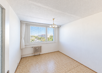 Prodej bytu 3+1 v osobním vlastnictví 77 m², Praha 10 - Petrovice