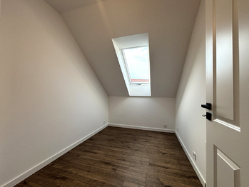 šatna/kancelář 2NP - Prodej domu 152 m², Horní Planá