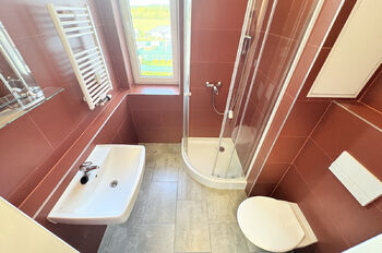 Pronájem bytu 4+kk v osobním vlastnictví 84 m², Velký Osek