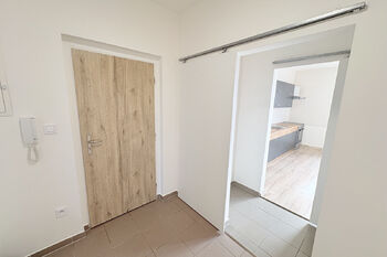 Pronájem bytu 4+kk v osobním vlastnictví 84 m², Velký Osek