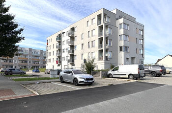 Pronájem bytu 4+kk v osobním vlastnictví 84 m², Velký Osek