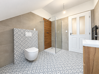 koupelna 2NP - Prodej domu 152 m², Horní Planá