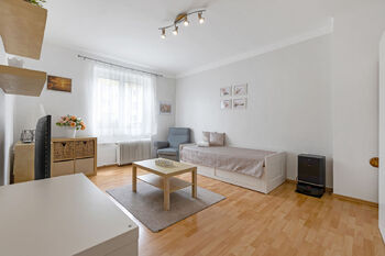 Prodej bytu 2+1 v osobním vlastnictví 51 m², Žebrák
