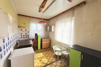 Prodej domu 132 m², Tři Dvory