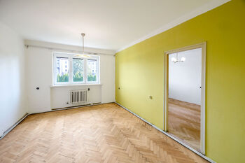 Lucie Krechterová I +420 721 415 122 I lucie.krechterova@remax.cz - Prodej bytu 4+1 v osobním vlastnictví 80 m², Hlučín