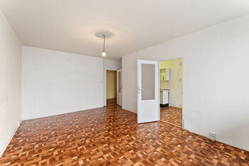 Prodej bytu 3+1 v osobním vlastnictví 81 m², Praha 10 - Petrovice