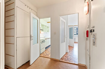 Prodej bytu 3+1 v osobním vlastnictví 81 m², Praha 10 - Petrovice