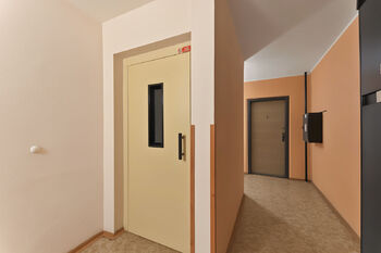 Prodej bytu 3+1 v osobním vlastnictví 81 m², Praha 10 - Petrovice