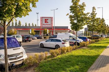 Prodej bytu 3+1 v osobním vlastnictví 81 m², Praha 10 - Petrovice