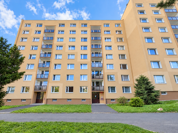 Prodej bytu 1+1 v osobním vlastnictví 34 m², Chomutov